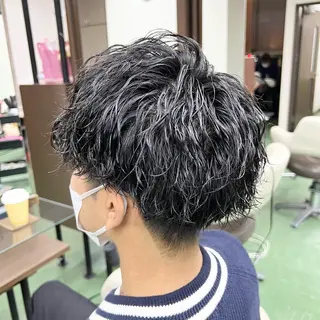 パーマ メンズ 甲田 豪徳のヘアスタイル
