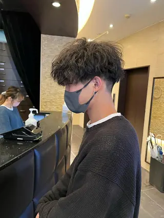 パーマ メンズ 福岡縮毛矯正✨️ ストレート 向井和輝のヘアスタイル