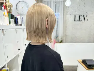 ミディアム 会田有紀 /切りっぱなしボブのヘアスタイル