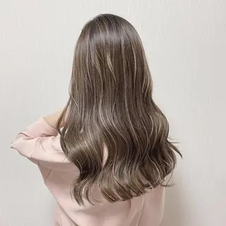 ロング カラー ハイライト／髪質改善 裕樹のヘアスタイル