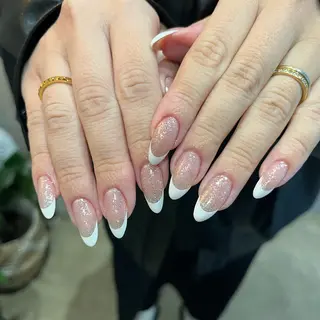 ネイル WHITE所属・Lily WHITEのネイルデザイン