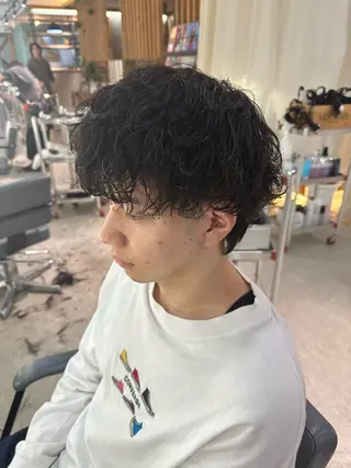 パーマ メンズ 溜 一太のヘアスタイル