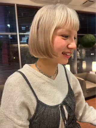 カラー ブリーチ艶カラー KAORI🌼のヘアスタイル