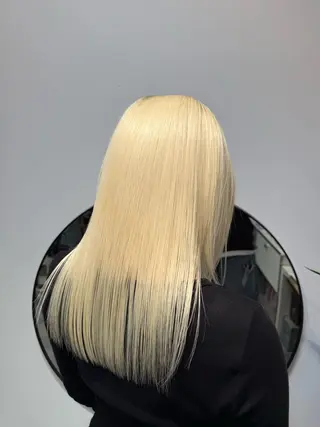 セミロング OPS  HAIR feliz所属・床島 孝汰のヘアスタイル