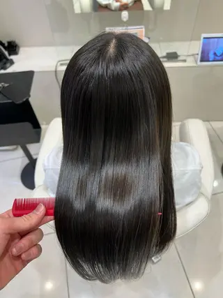 ロング 👑顔周り韓国風 レイヤーSHUTOのヘアスタイル