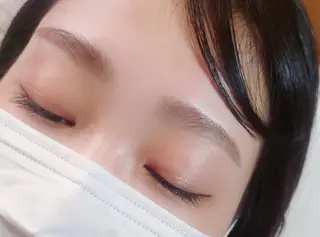 メンズ アイブロウ NAZ eyelash&eyebrow by medical salon所属・NAZ 表参道 Tomokoのマツエク・マツパデザイン