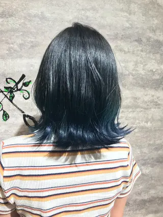 ショート カラー uru"所属・uru" すずきさゆりのヘアスタイル