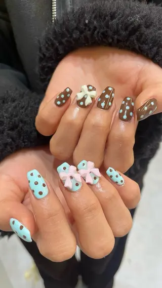 ネイル pool Yuzu🌷のネイルデザイン