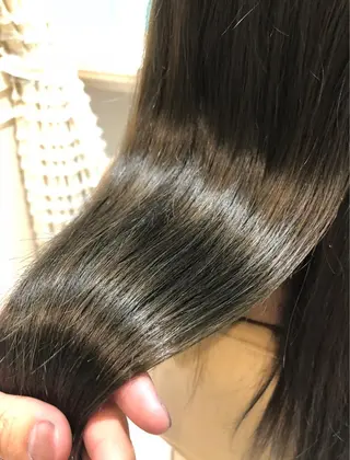 ロング カラー salowin 原宿 aroa所属・韓国／ハッシュカット ／透明感カラー／金野のヘアスタイル