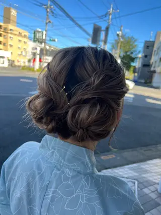 ヘアアレンジ 🦄ほんだ かえで🦖のヘアスタイル