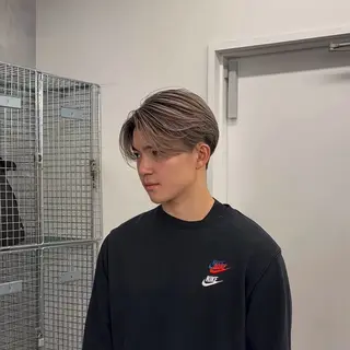 ミディアム メンズバレイヤージュ 🔥メンズカット🔥のヘアスタイル