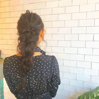 ロング カラー ヘアアレンジ EARTH大宮駅前店所属・吉田 瑛美のヘアスタイル