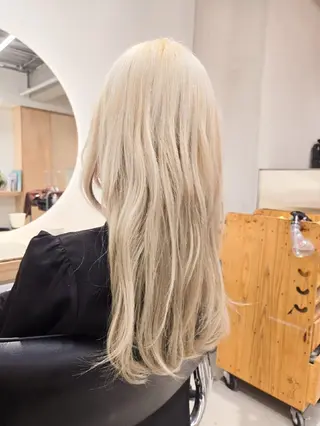 セミロング 町田 築のヘアスタイル
