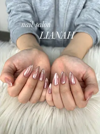 ネイル リアンナ 𝑰𝑶𝑹𝑰のネイルデザイン