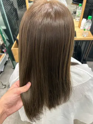 ミディアム 山下颯羽 /ワンカラーのヘアスタイル