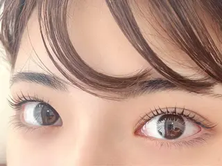 マツエク・マツパ Honey&Miel 🩶🎀AYANAのマツエク・マツパデザイン