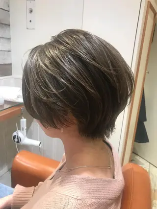 ショート カラー 清水 ちひろ ✄トップスタイリストのヘアスタイル