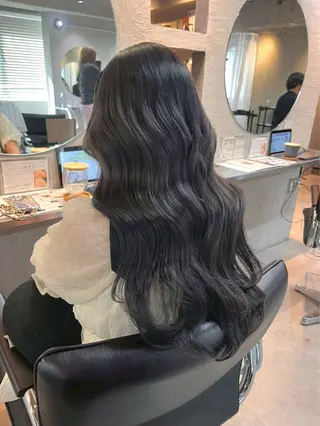 カラー 小浦 花澄のヘアスタイル