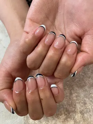 ミディアム ネイル Parfum パルファンのネイルデザイン