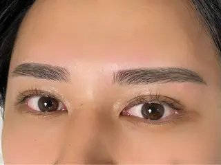 メンズ アイブロウ ecarg 𝐇𝐎𝐍𝐎のマツエク・マツパデザイン
