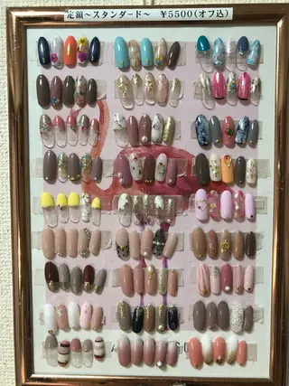 ネイル 桜田 麻菜のネイルデザイン