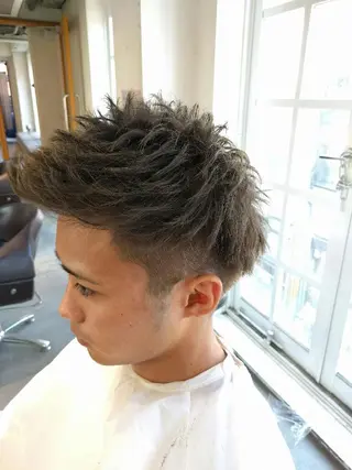 ショート カラー メンズ 東心斎橋🌏豆柴 🐾倶楽部のヘアスタイル