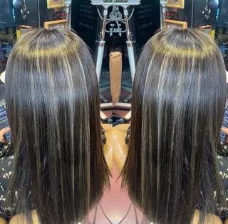 セミロング カラー デザインカラー/ ブリーチ/コーンロウのヘアスタイル