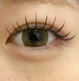マツエク・マツパ Eyelash Salon Blanc〜まつげエクステと眉の専門美容室〜イオンモール船橋店所属・五十嵐 明菜の眉毛・アイブロウイメージ