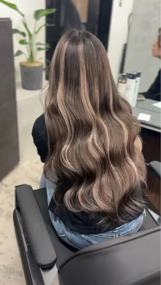 ロング カラー シールエクステ/ ダブルカラー/茉央のヘアスタイル