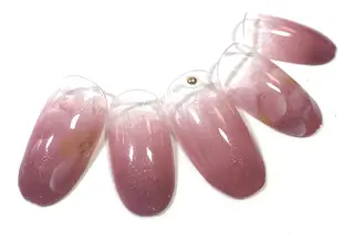 ネイル イワサキ  のネイルデザイン