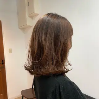 ミディアム Ameri所属・Riko🫧 艶カラーのヘアスタイル