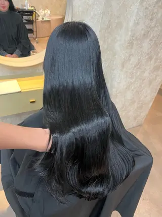 ロング カラー 小谷 梨奈のヘアスタイル