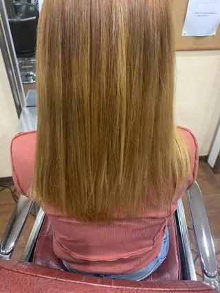 セミロング glow所属・嶋田 遥奈のマツエク・マツパデザイン