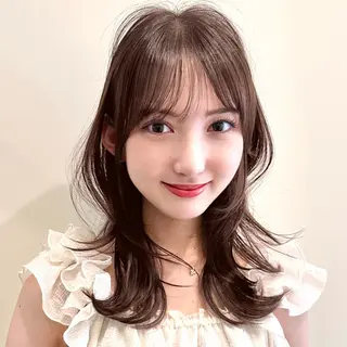 ミディアム 🌹ハッシュカット、 レイヤー韓国ヘア🌹のヘアスタイル