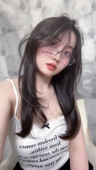 セミロング 永田竜一/髪質改善/ 大人可愛い/レイヤーのヘアスタイル