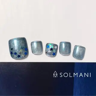 ネイル SOLMANI 予約担当のネイルデザイン