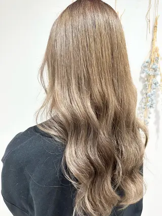 セミロング カラー 松浦 正覚のヘアスタイル