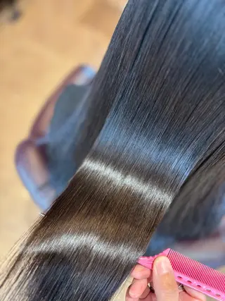 カラー 中間 知佳子のヘアスタイル