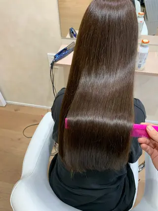ロング カラー AVANCE中百舌鳥店所属・菅原 愛乃のヘアスタイル