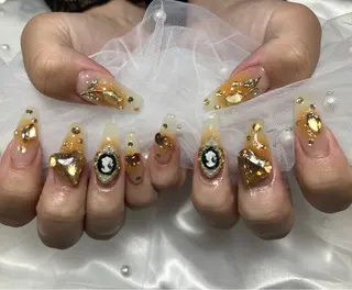 ネイル C ✨Mのネイルデザイン