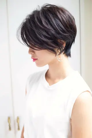 ショート 似合わせ/小顔カット 🔷山方直也のヘアスタイル