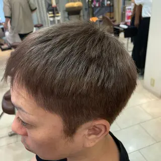 カラー メンズ 西村 亜弥のヘアスタイル