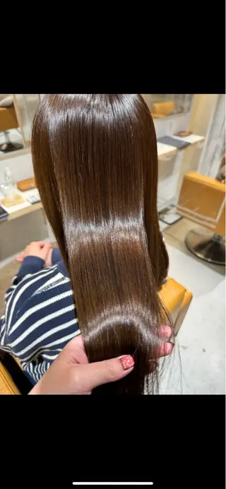 ロング 中山 涼華のヘアスタイル