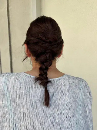 ブルー所属・岩野 有紗のヘアスタイル