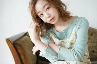 ミディアム カラー 韓国ヘア🇰🇷/ レイヤーカット✂︎のヘアスタイル