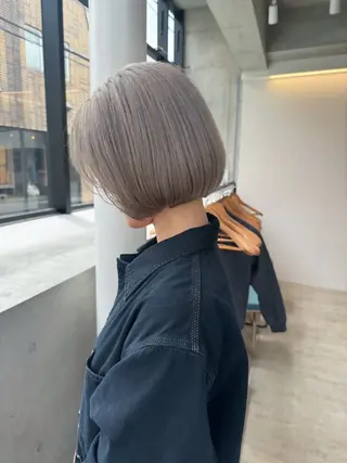 ショート カラー ヘアアレンジ ミニボブ/ブリーチ 🌈MISATOのヘアスタイル