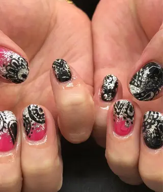 ネイル esNail&eye イーズネイル＆アイのネイルデザイン