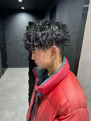 ショート カラー パーマ ヘアアレンジ メンズ スパイキー/フェザー /波巻き/かいとのヘアスタイル