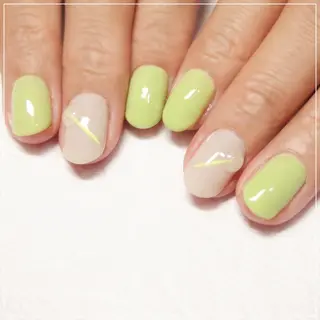 ネイル 山田 麻衣のネイルデザイン