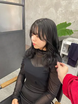 ロング 鈴木瑛里／ブロンド ベージュ／男女のヘアスタイル